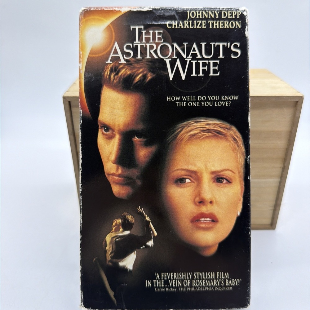 The Astronauts Wife VHS 2000 Johnny Depp Charlize Theron Sci-Fi Movie NTSC R